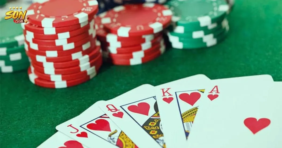 Cách Dealer Chia Bài Poker: Kỹ Thuật Chia Bài Poker Từ Các Dealer Chuyên Nghiệp